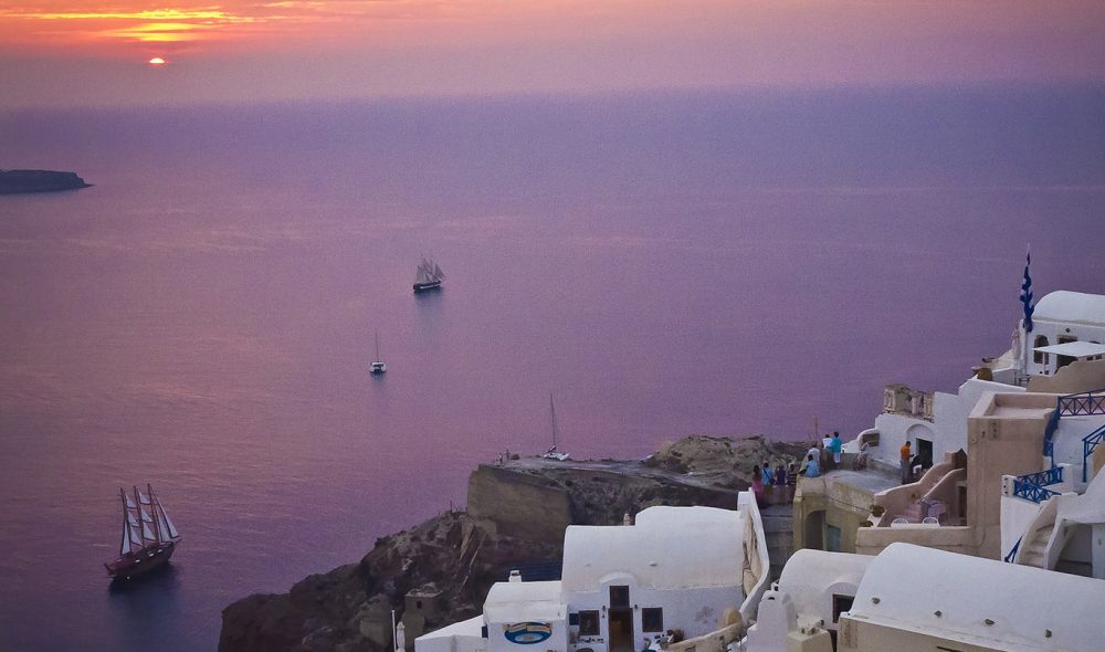 KLASSIKEREN: Kanskje ikke så rart at solnedgangen på Santorini er verdenskjent.